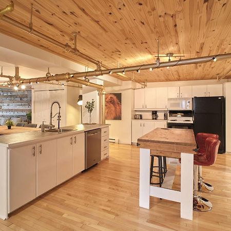 Lion'S Den // Spacious 1500 Sqft Québec Kültér fotó