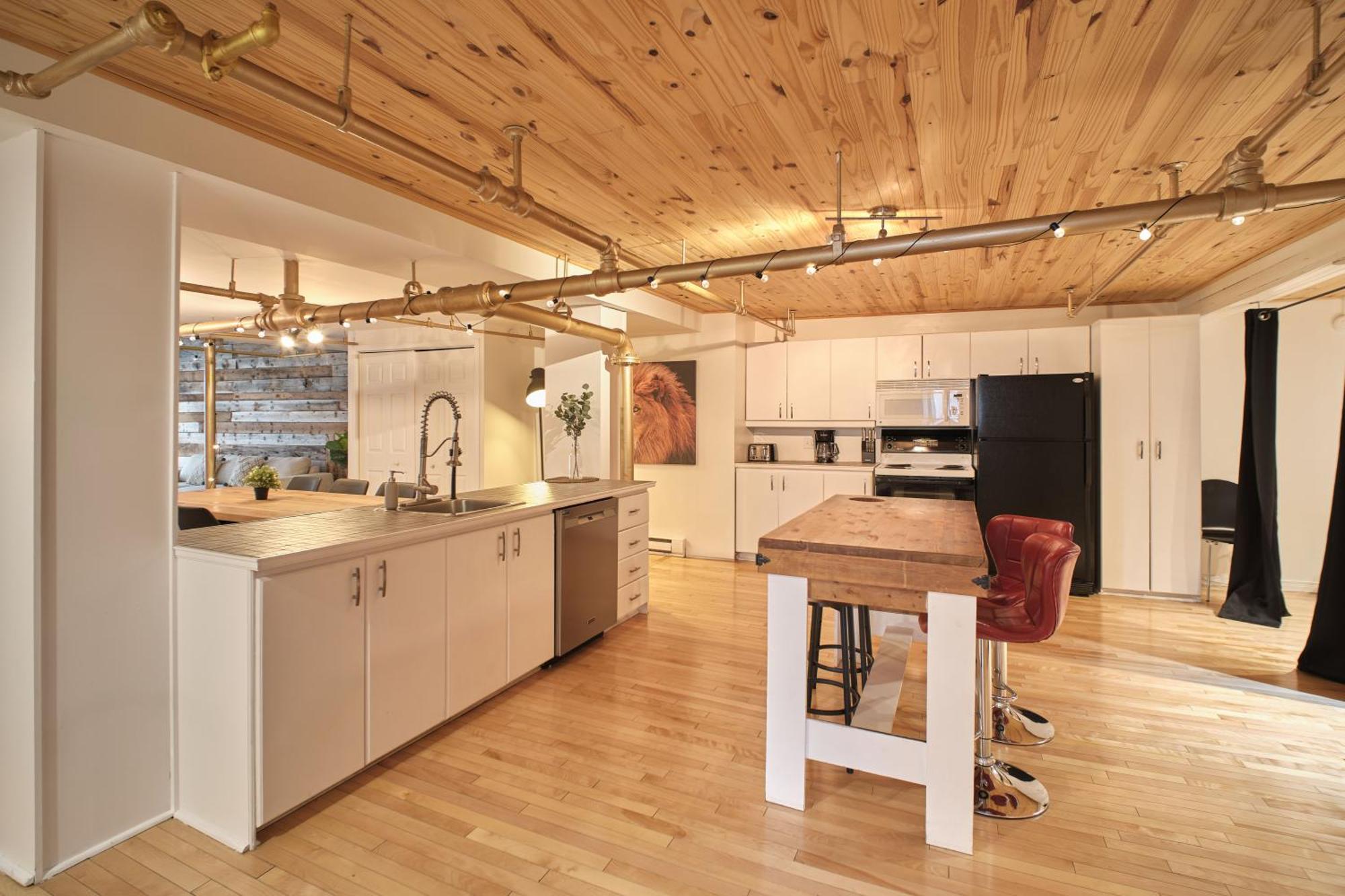 Lion'S Den // Spacious 1500 Sqft Québec Kültér fotó